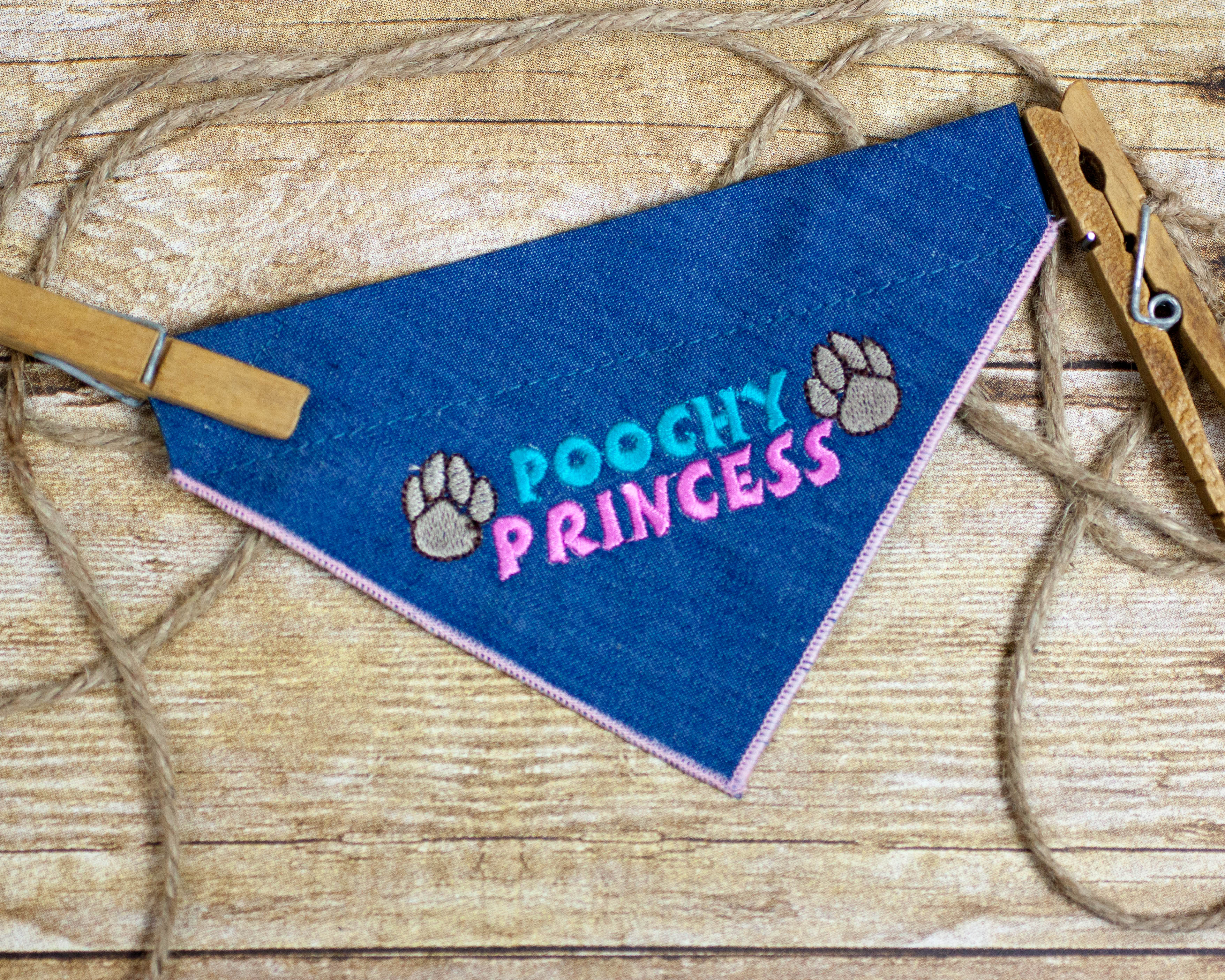 EmbroideredBandana-9483.jpg
