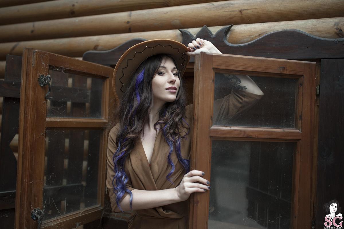 leetattar-countrygirl-03.jpg