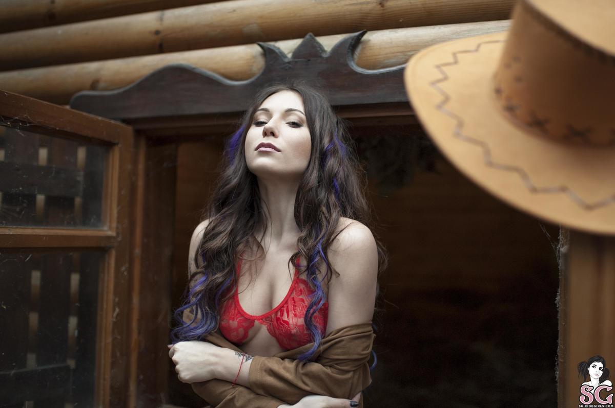 leetattar-countrygirl-05.jpg