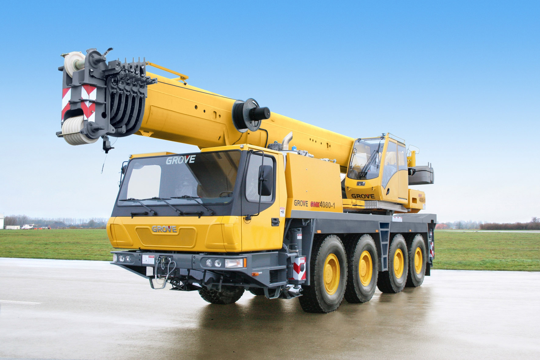 Durable 80 Tonne Mobile Crane in Auckland