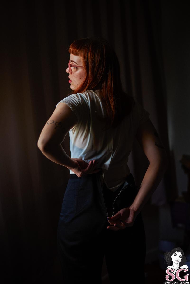 veronicakay-gettingcomfy-13.jpg