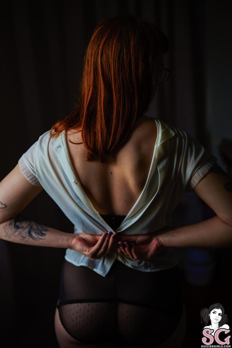veronicakay-gettingcomfy-17.jpg
