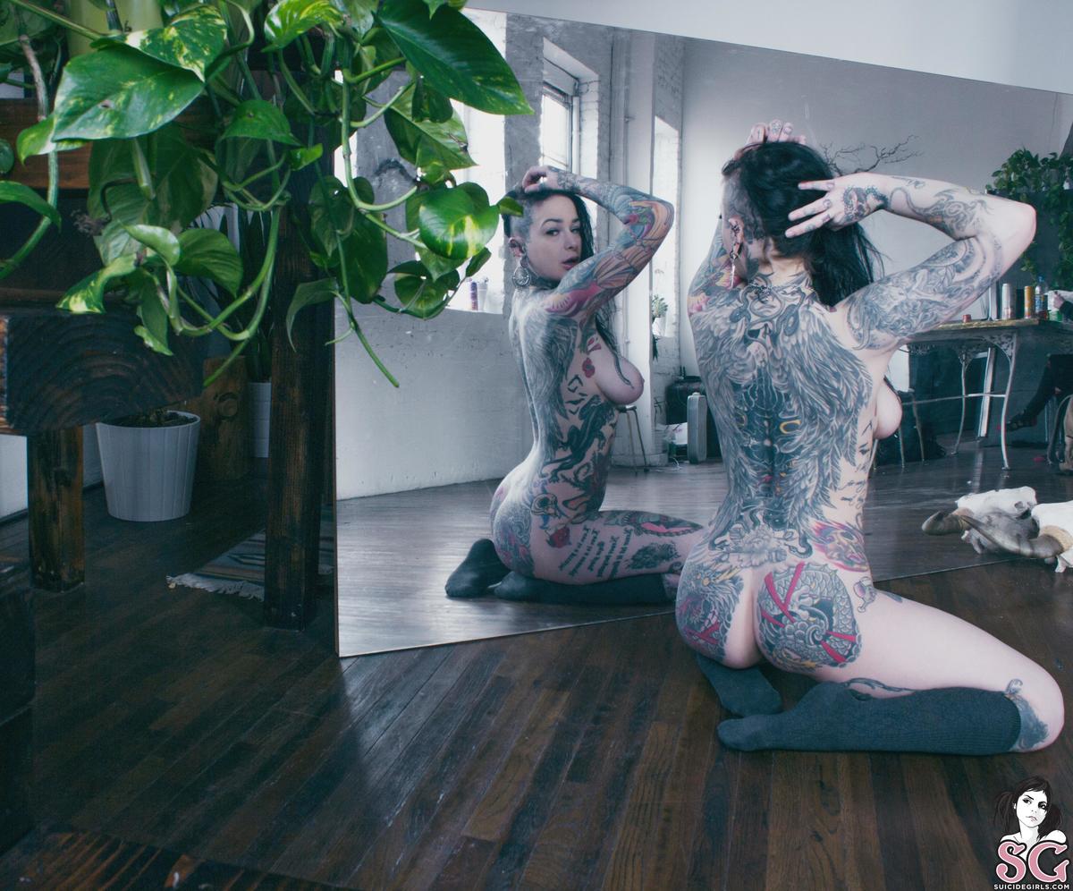 kruellasuicide-silkandmirrors-25.jpg