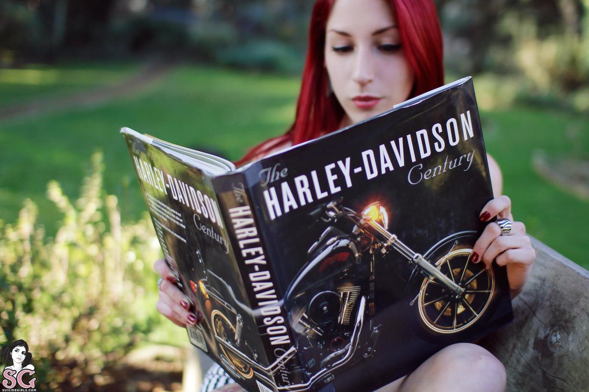spoke-redheadontheroad-03.jpg
