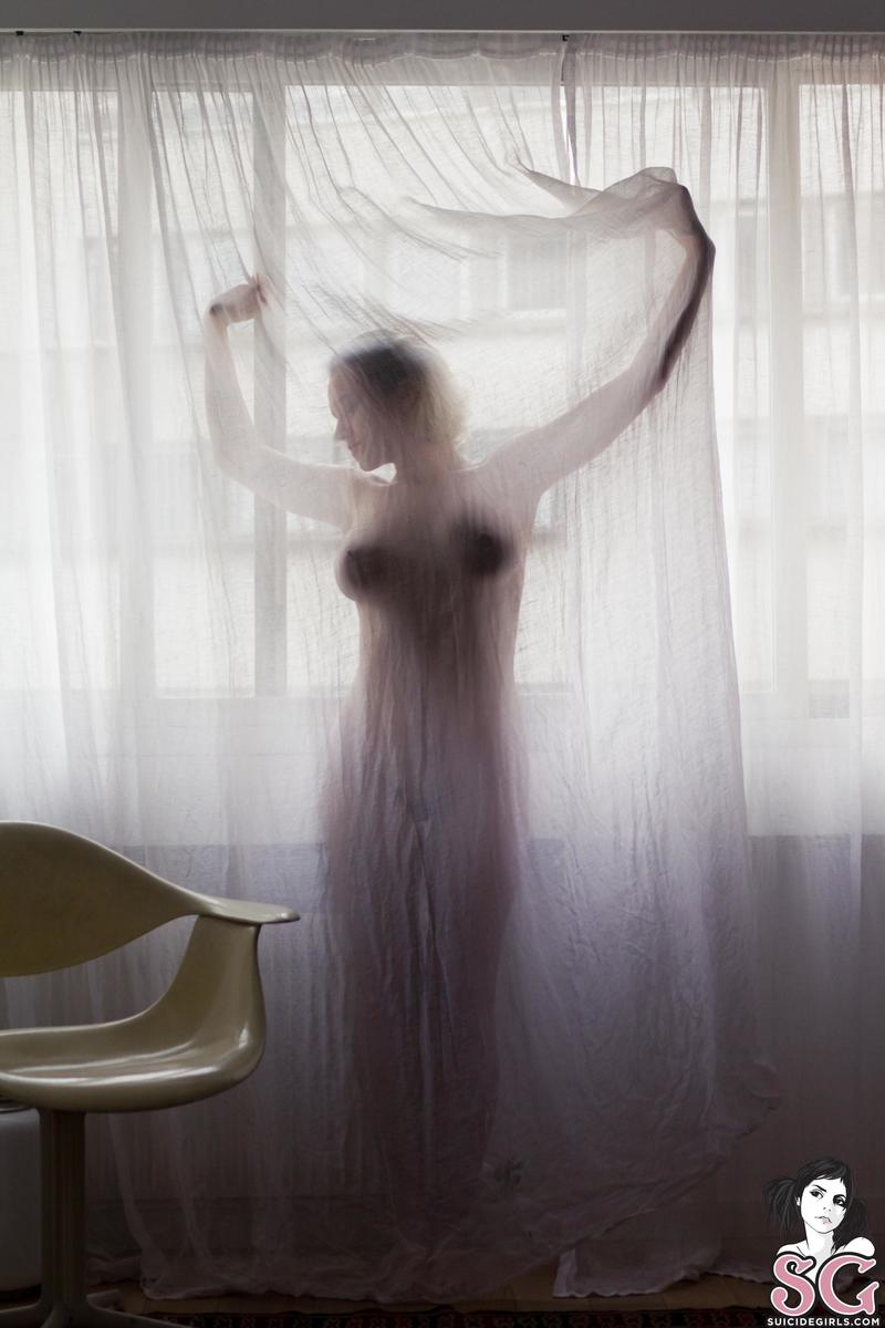 nym-nefelibata-03.jpg