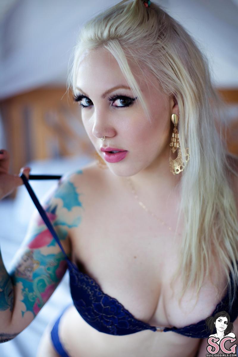 jeh-pleasuretokill-03.jpg
