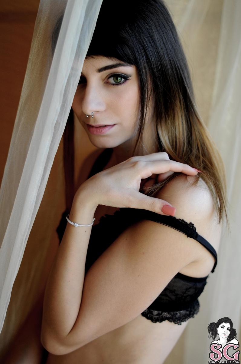 clarie-couchafternoon-17.jpg