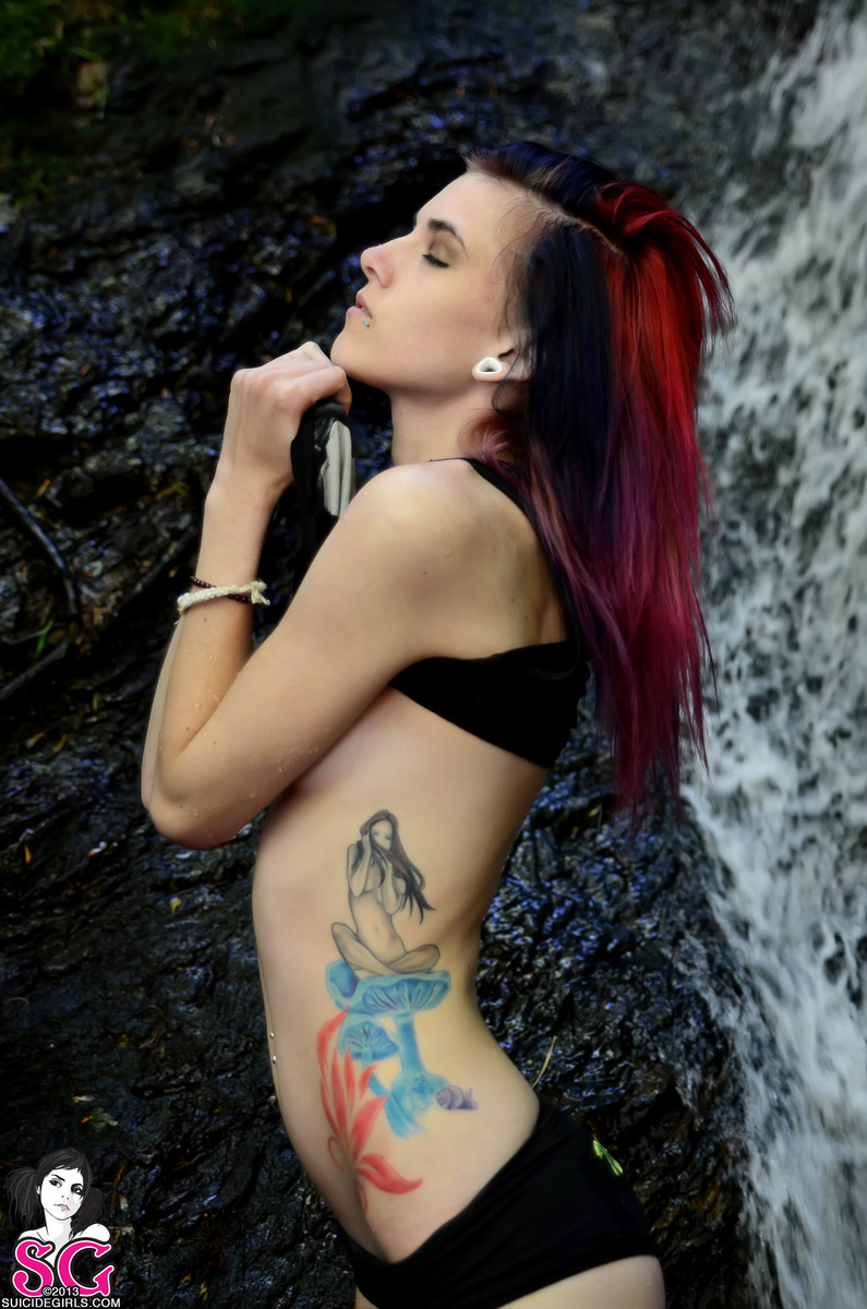 trance-nirvanaswaterfall-15.jpg