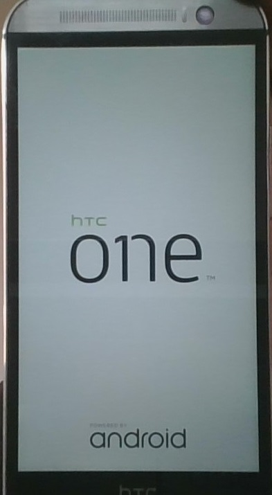 HTC One M8 - Logo screen