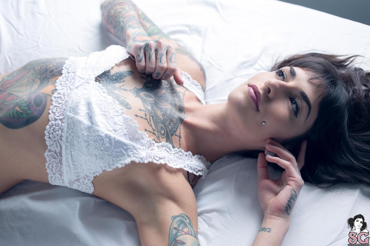 brynx-cheeky-09.jpg