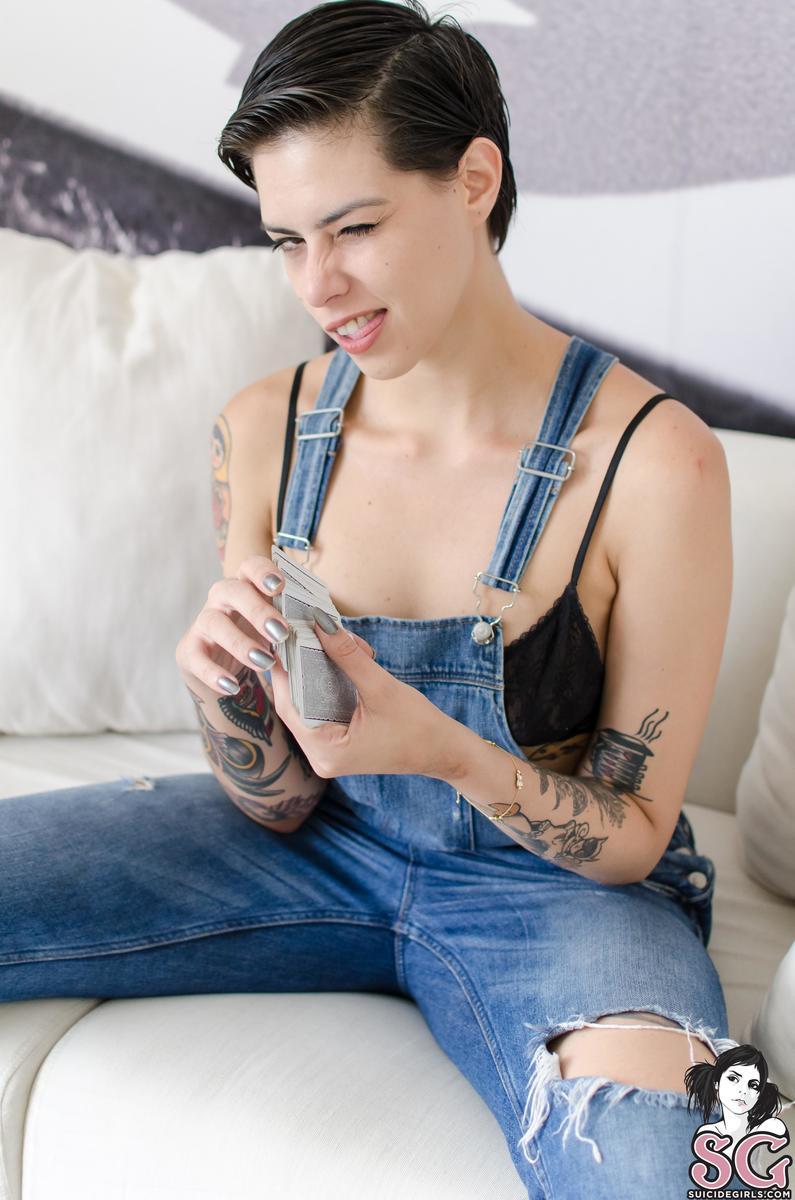 gypsybliss-aceofspades-03.jpg