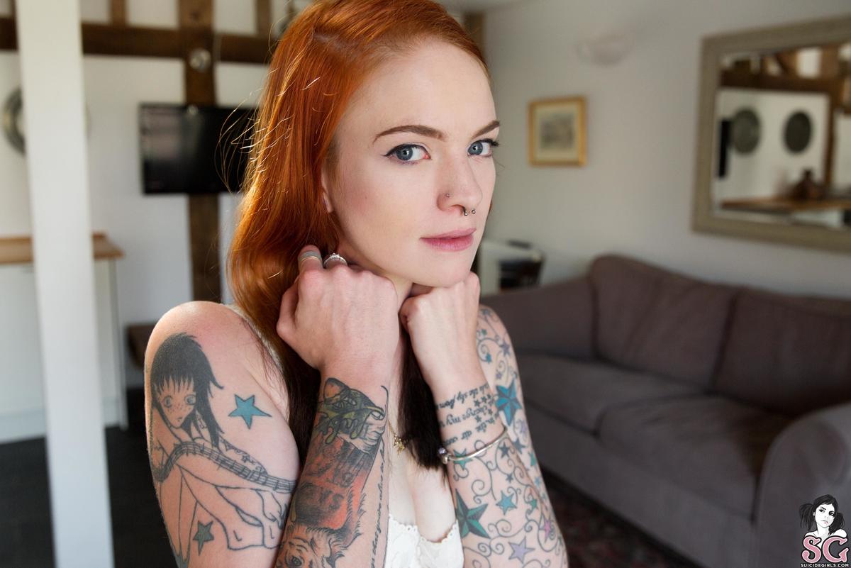 salliss-lipslikemorphine-05.jpg
