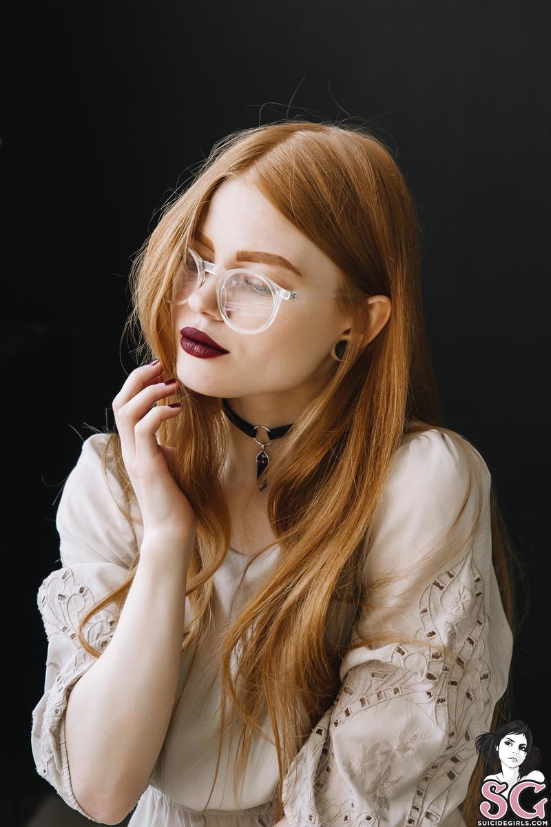 helen-sweetandtenderfantasy-03.jpg