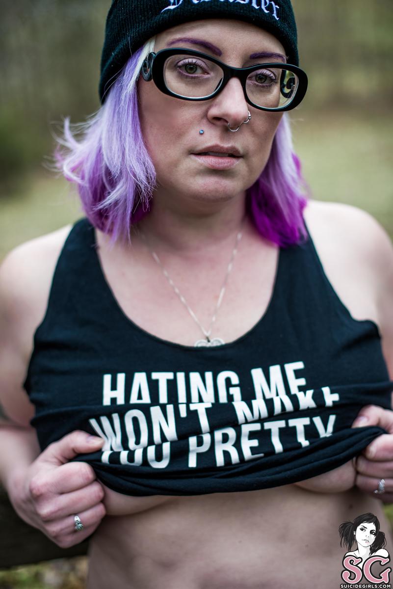 rebelleoutlaw-beautifuldisaster-17.jpg