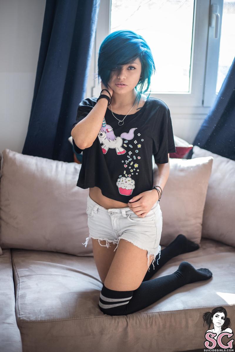 jelly-bluecandy-01.jpg