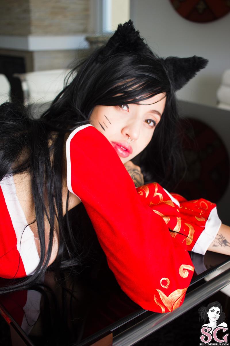 bluh-theninetailedfox-15.jpg