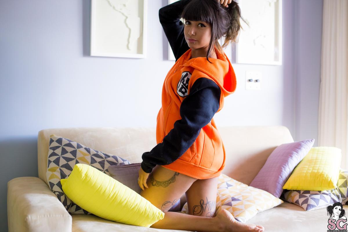 biancab-beyondthedragonballs-03.jpg