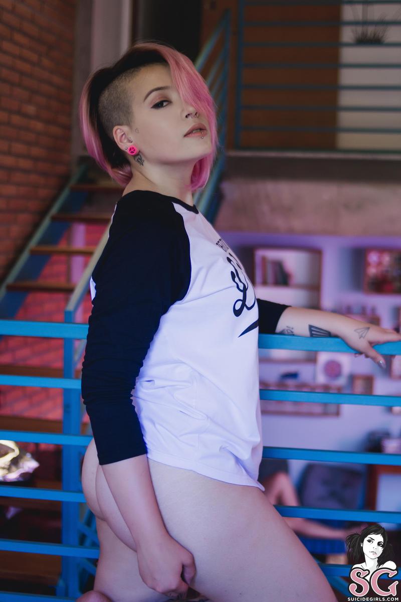 lollaax-wastedlove-11.jpg