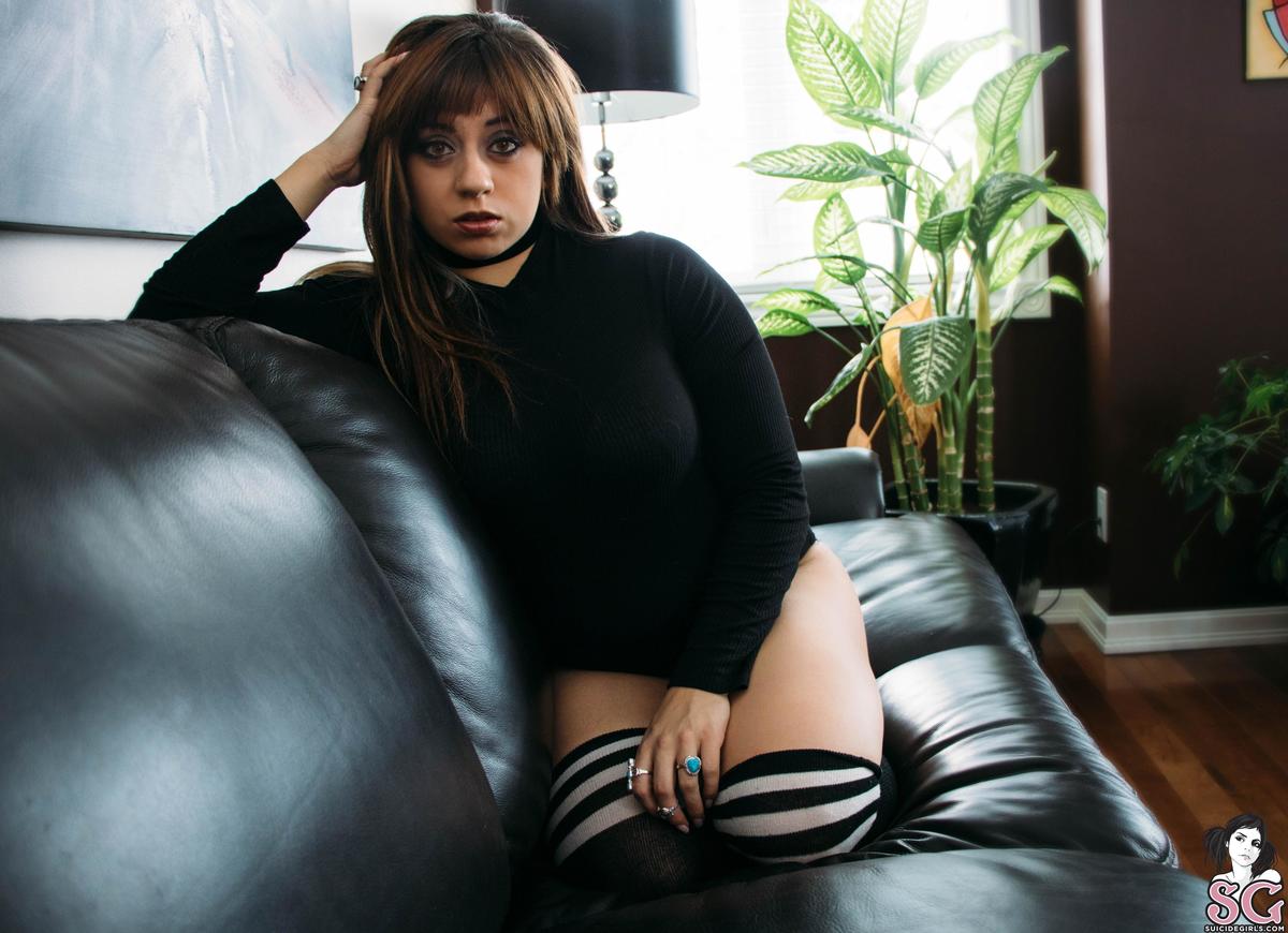 weltyfanatic-solitarywitch-05.jpg