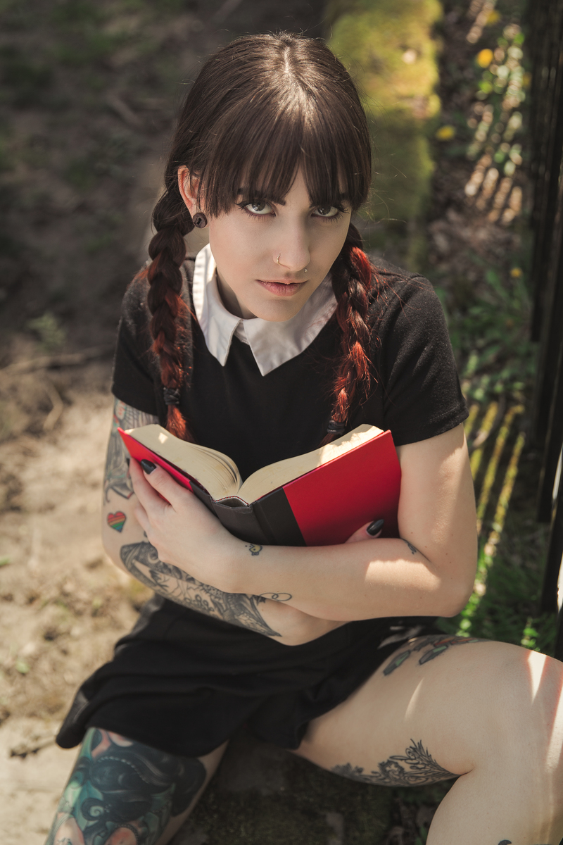 indi-itsonlywednesday-07.jpg