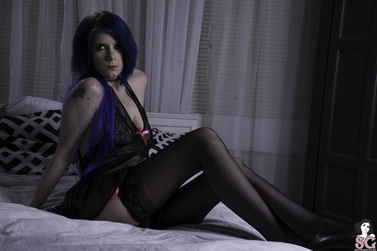 kittiminx-kittiminxisgeekchicinblacklace-29.jpg