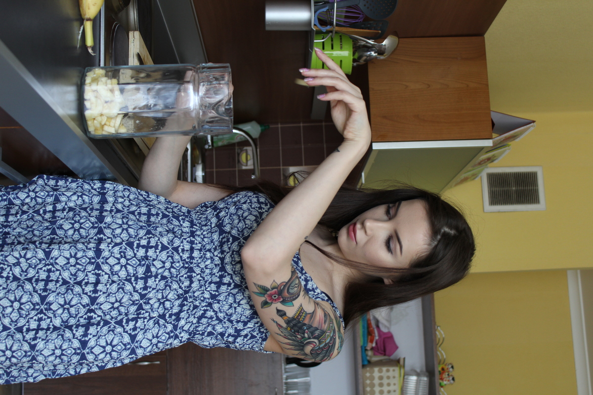 leella-morningsmoothie-03.jpg