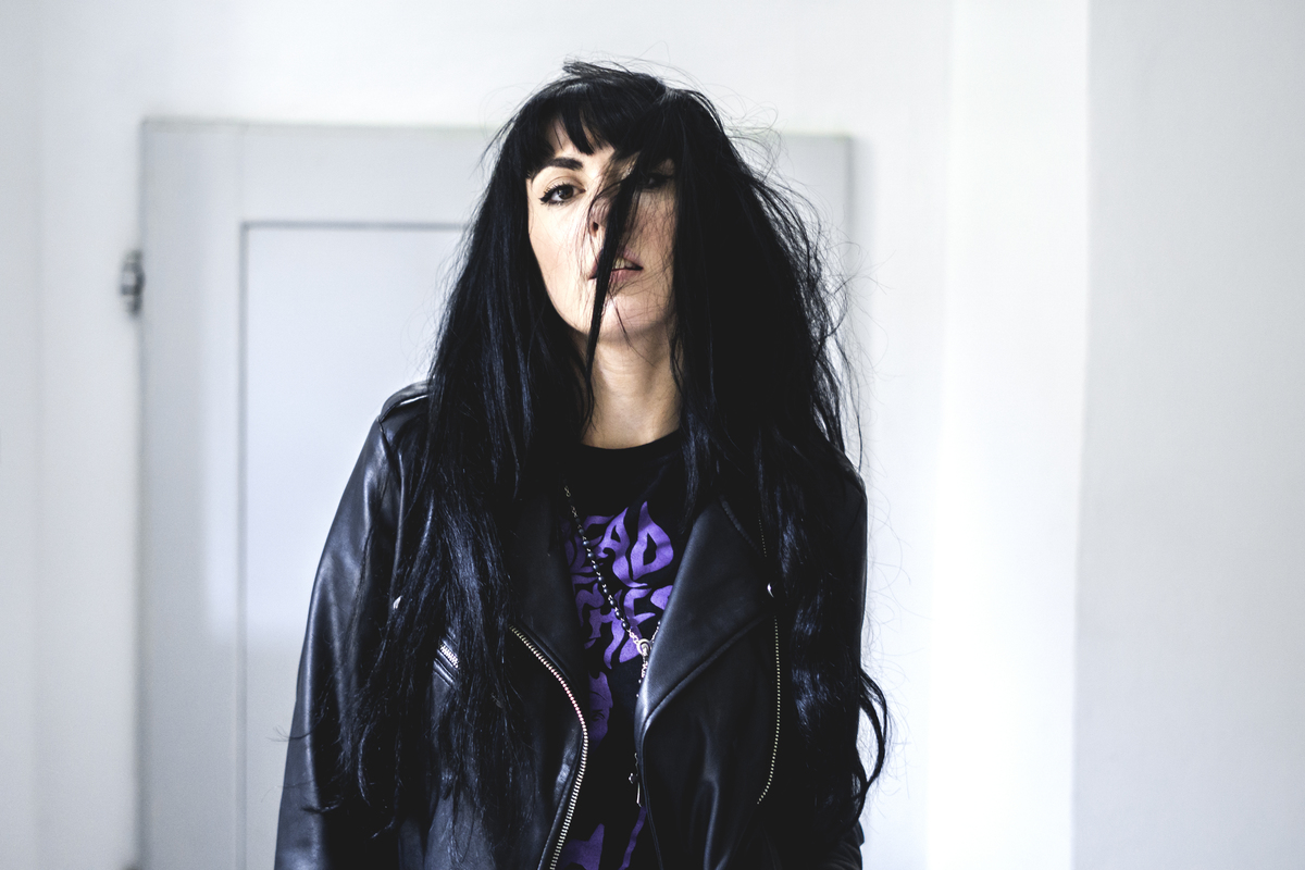 virginwitch-virginwitchwickedset-01.jpg