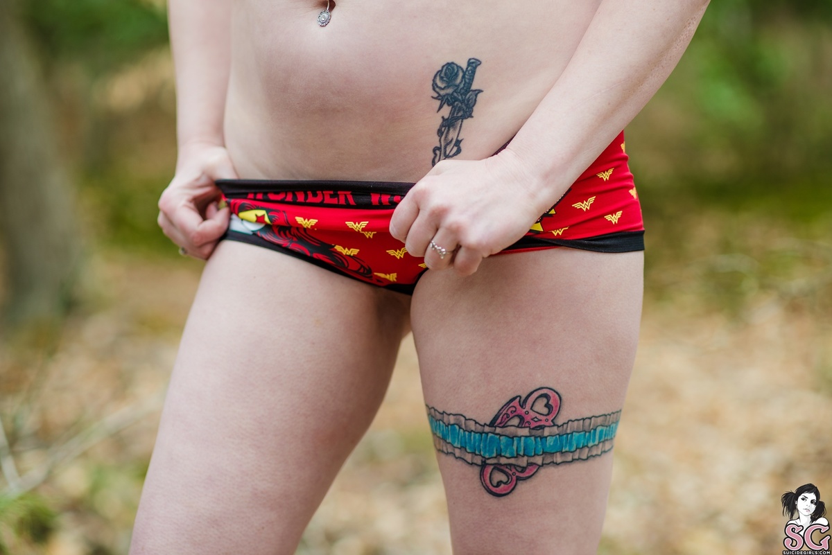 rebelleoutlaw-waitingforsuperman-23.jpg
