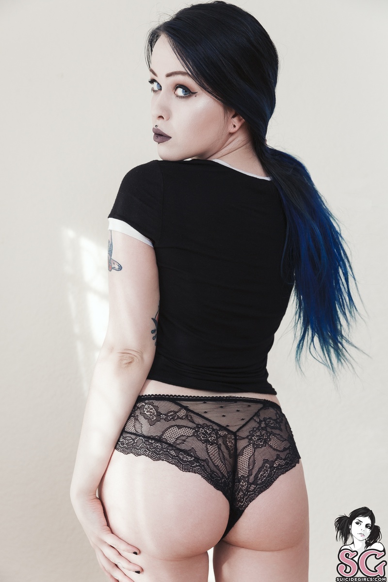 aurralee-caressyoursoul-07.jpg