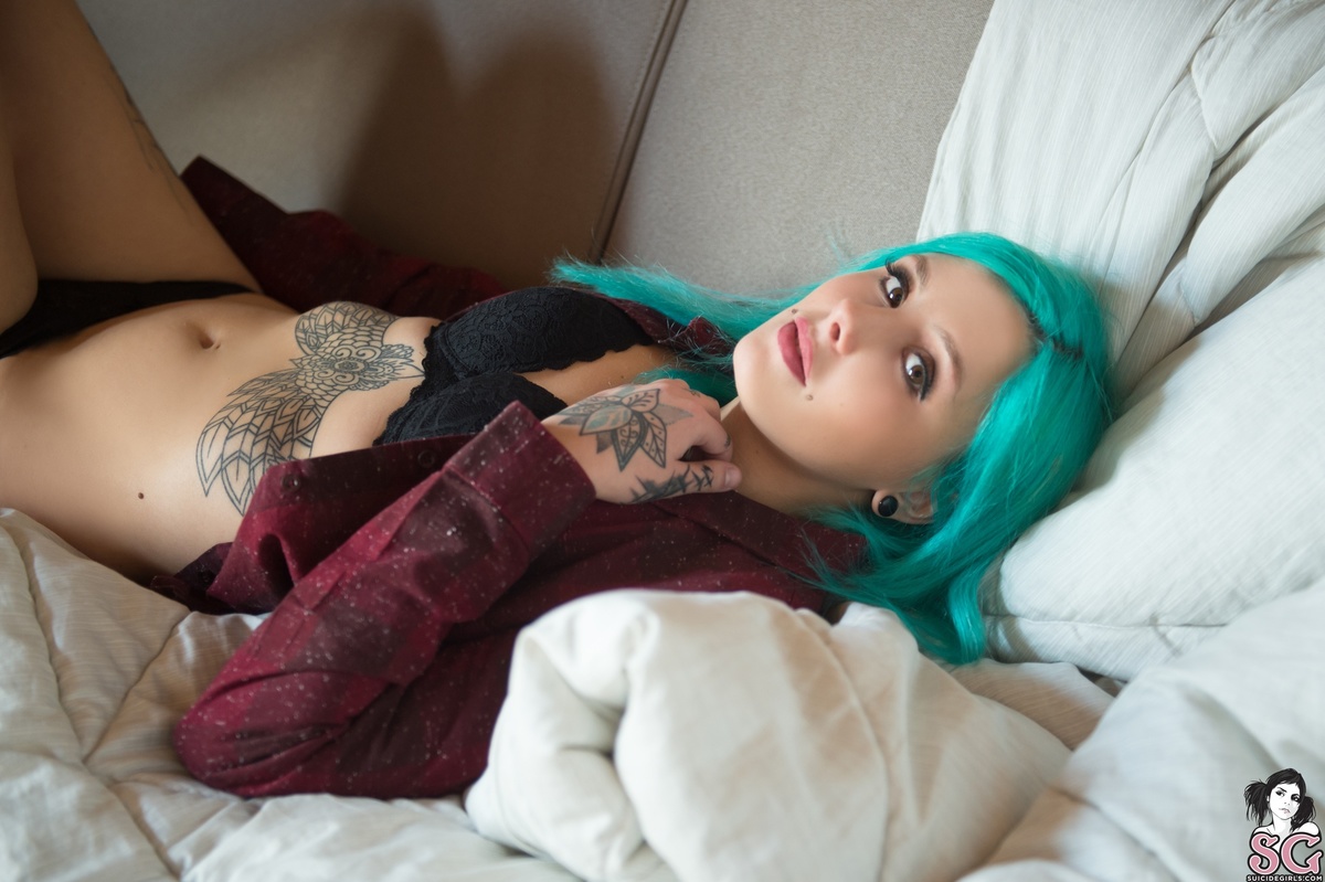 snowfairy-dontlookaway-03.jpg