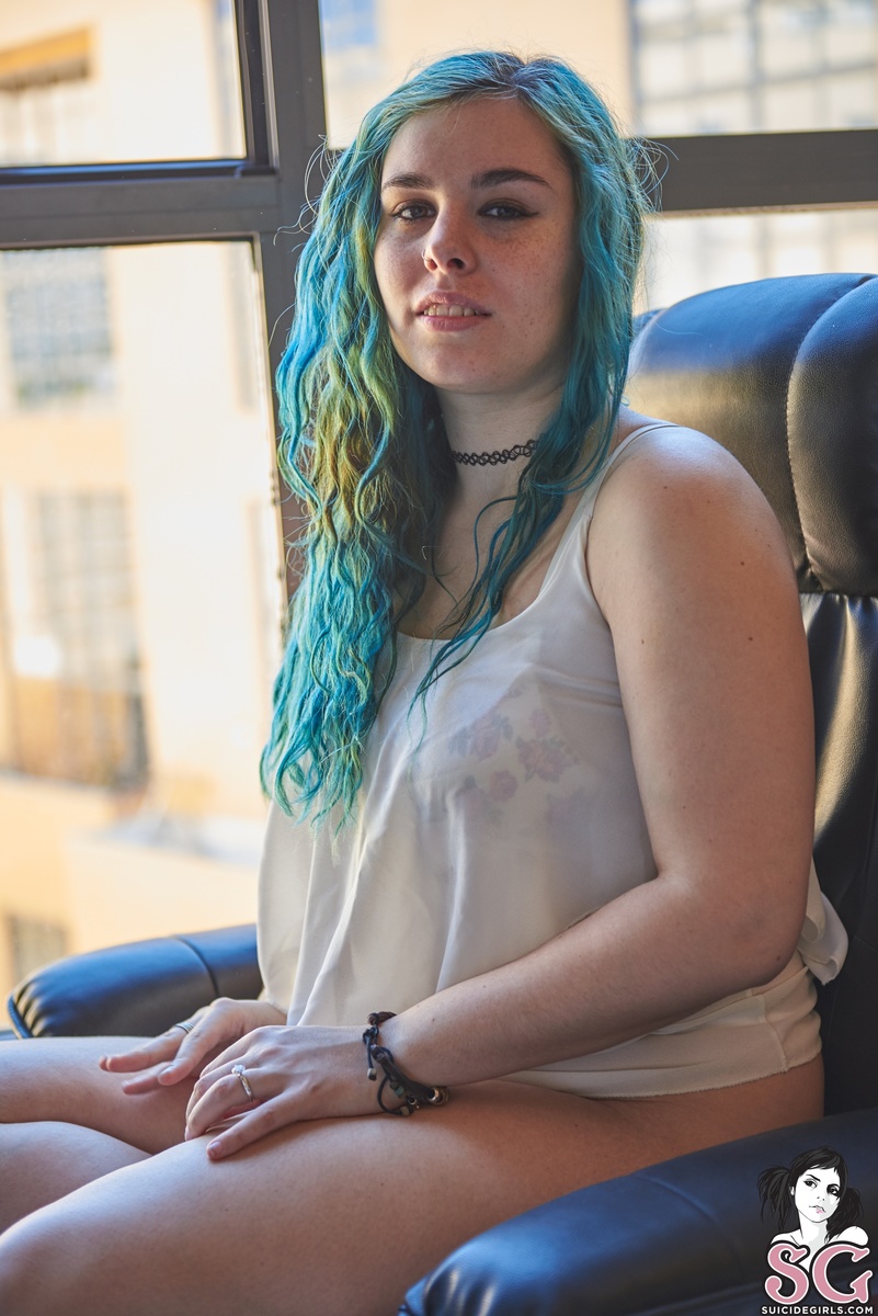 quinda-windowtothepassion-01.jpg