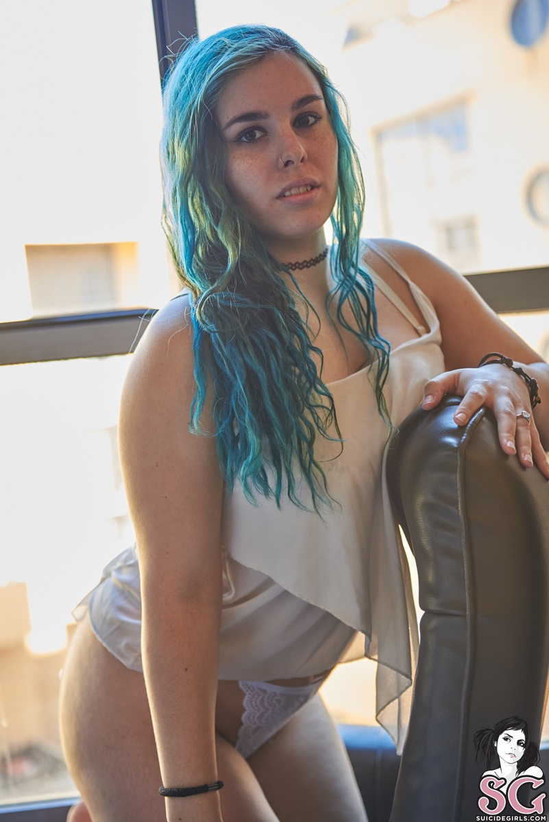 quinda-windowtothepassion-05.jpg
