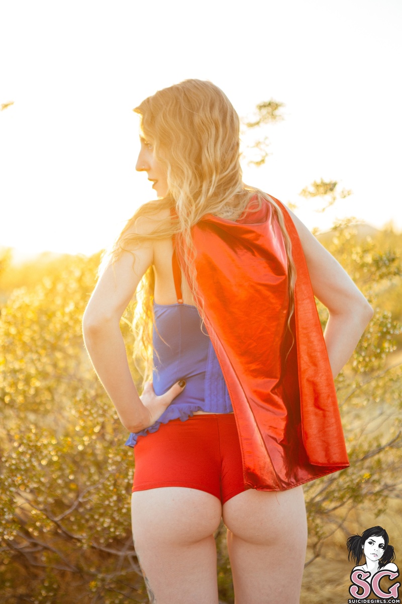 rada-supergirl-11.jpg