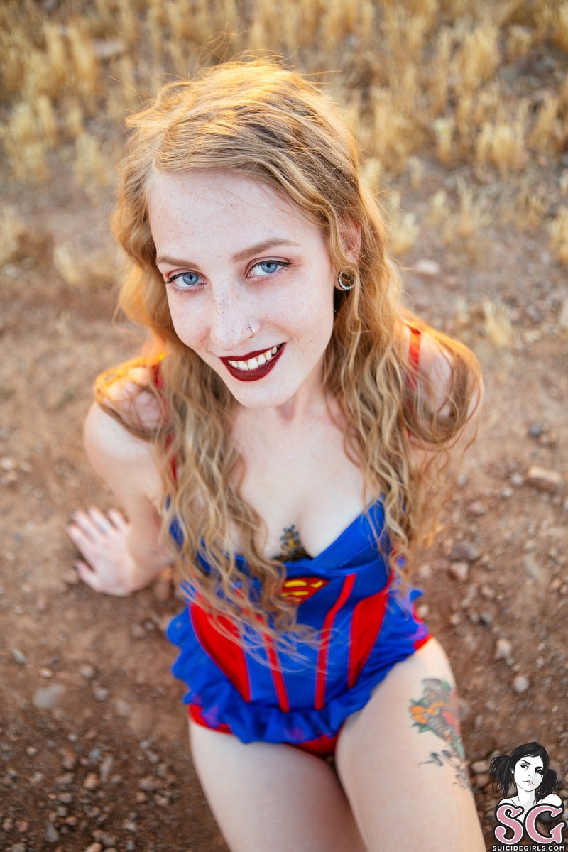 rada-supergirl-15.jpg