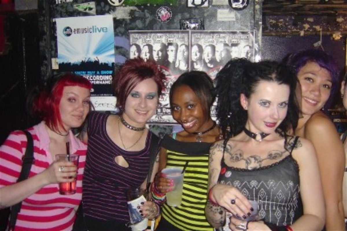 delirium54-callme-03.jpg
