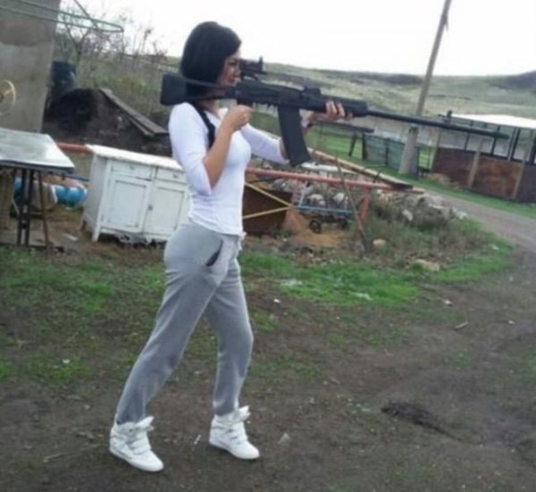 Dumb Girl With Gun