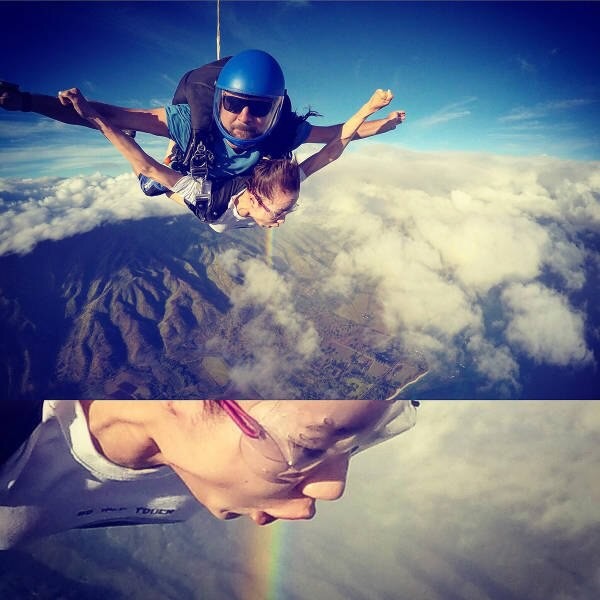 Rainbow Blowjob Skydive