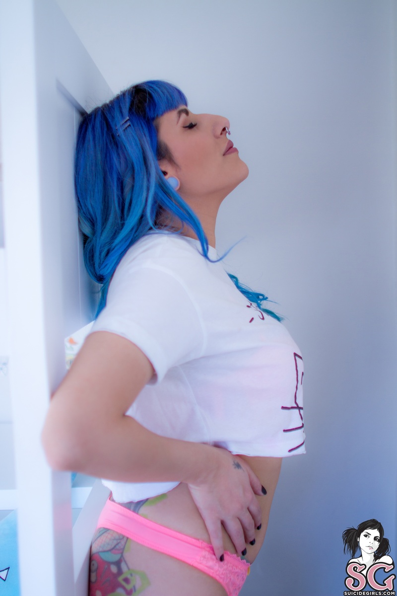 numbra-bluecandy-05.jpg