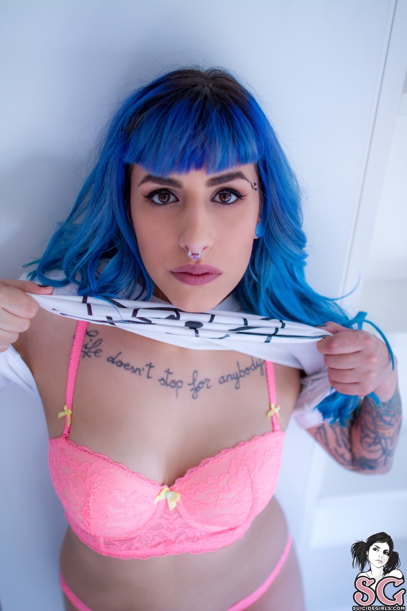 numbra-bluecandy-07.jpg