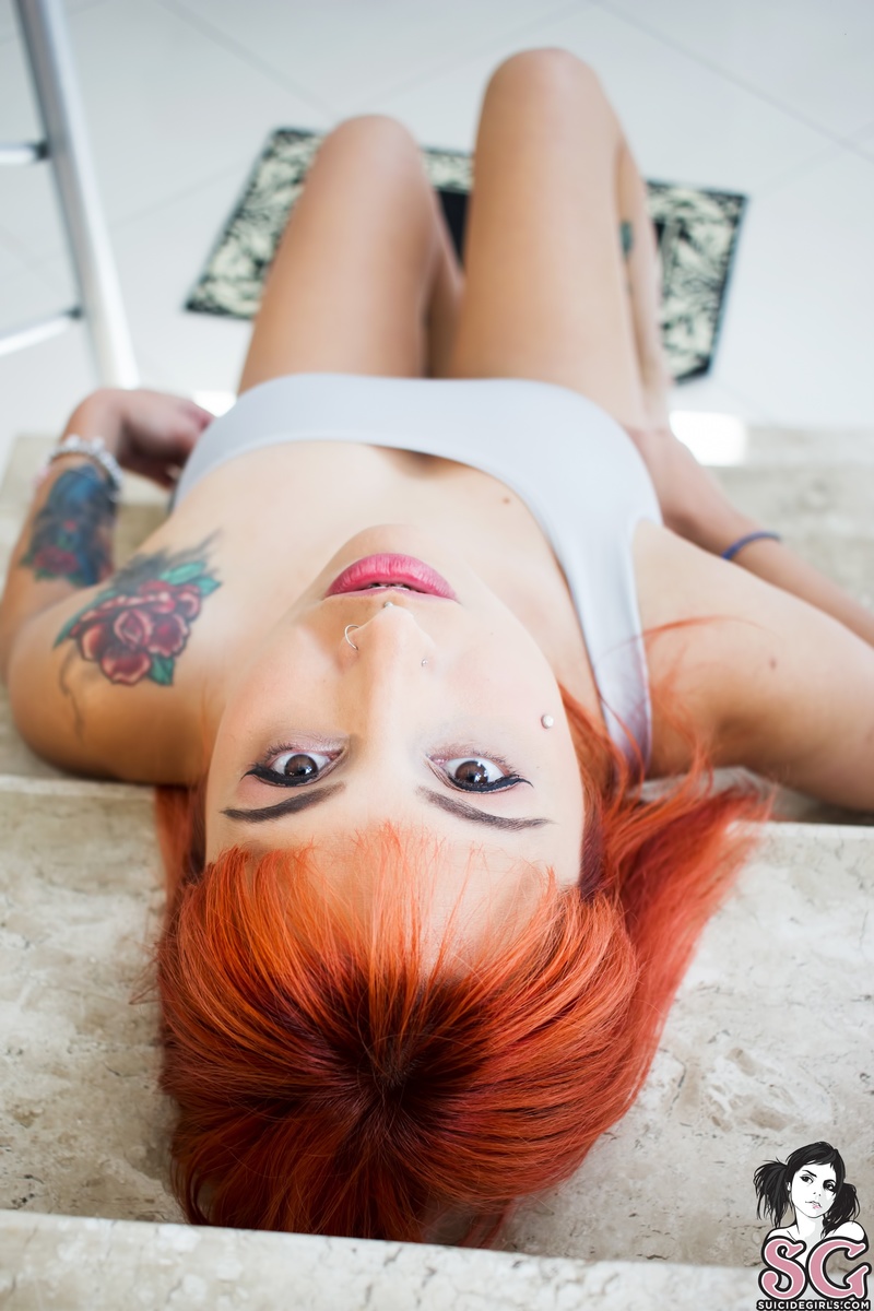 joicita-silvergirl-05.jpg
