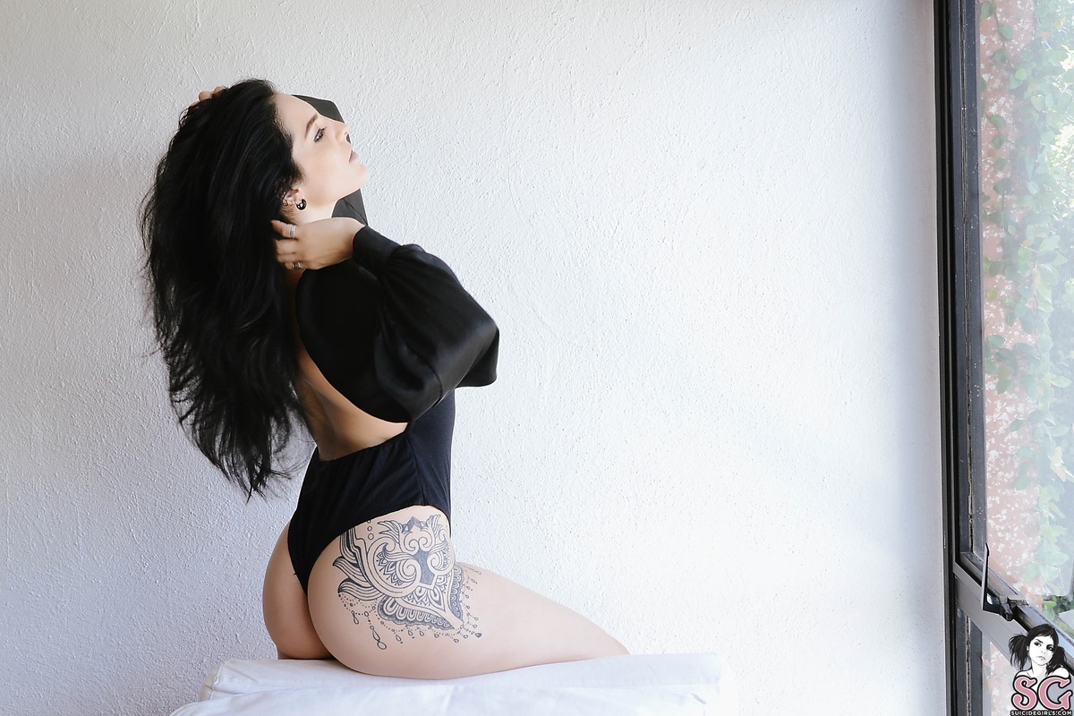 isadoraa-saveyourself-09.jpg