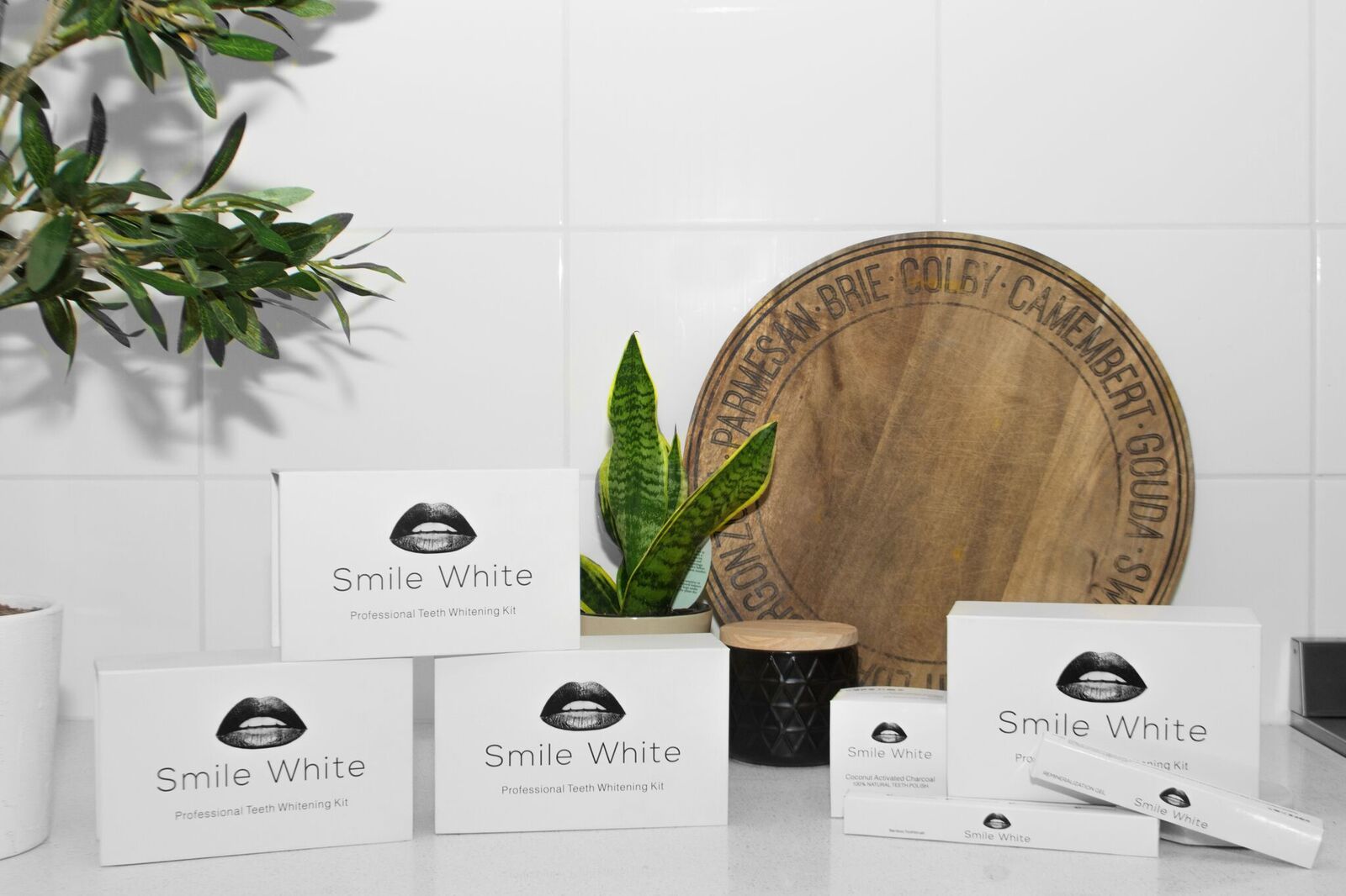 Get Whiter & Brighter Teeth Whitening Kit