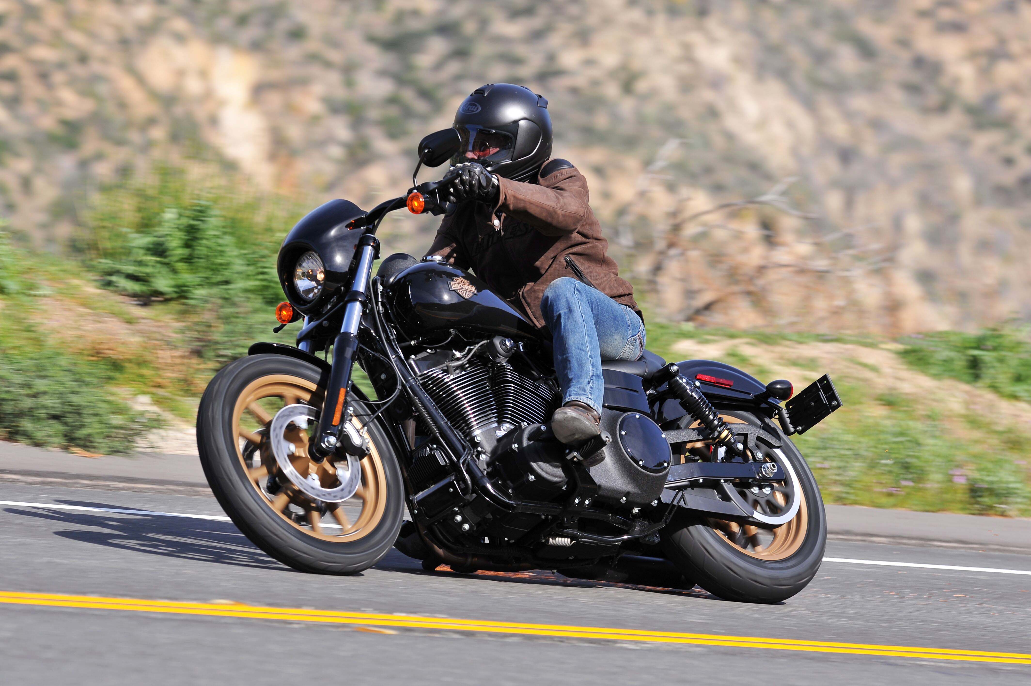 030416-2016-harley-davidson-low-rider-s-loriders5.jpg