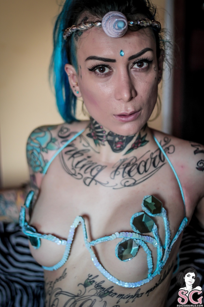 zambi-unicorndelirium-01.jpg