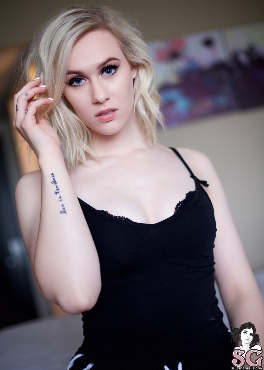 moniqueadele-lazysunday-05.jpg