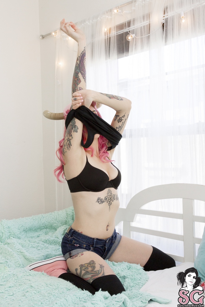 vixiee-lucoa-11.jpg