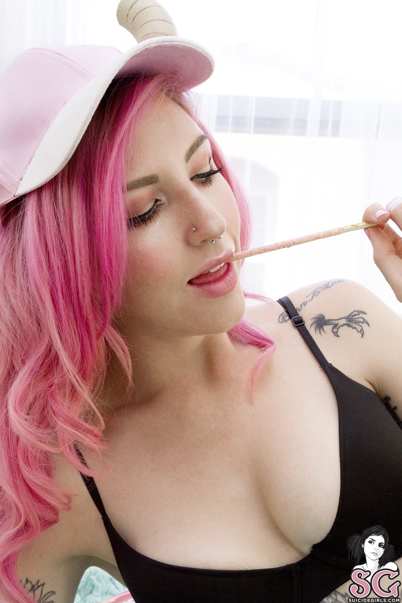vixiee-lucoa-35.jpg