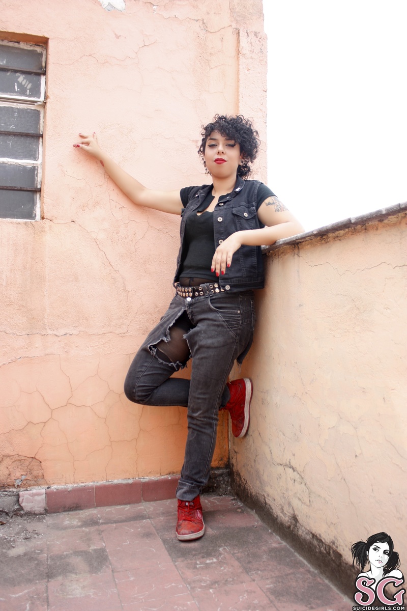 magdarebeldia-feelsunny-01.jpg