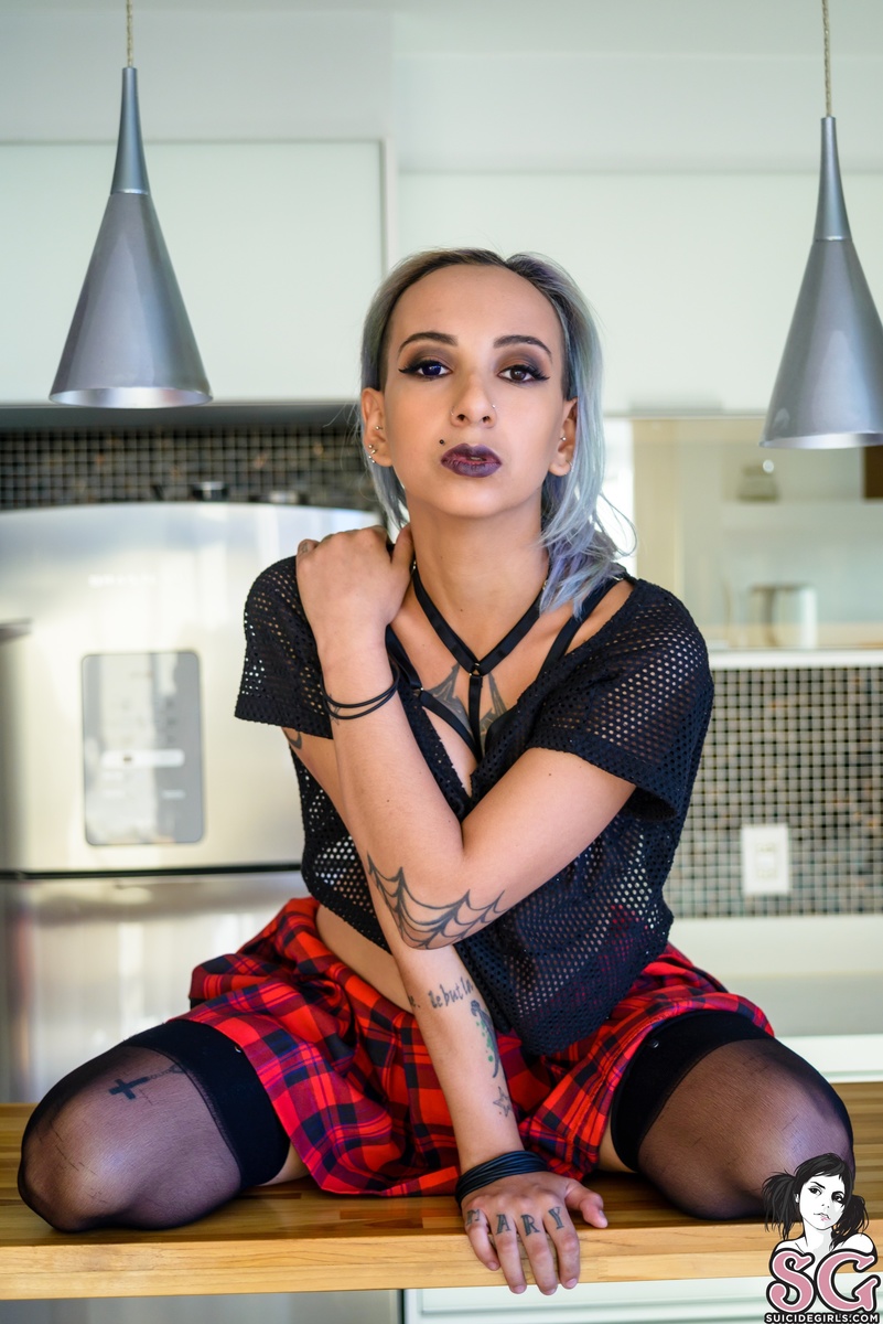 inannatrix-deliciousdessert-11.jpg