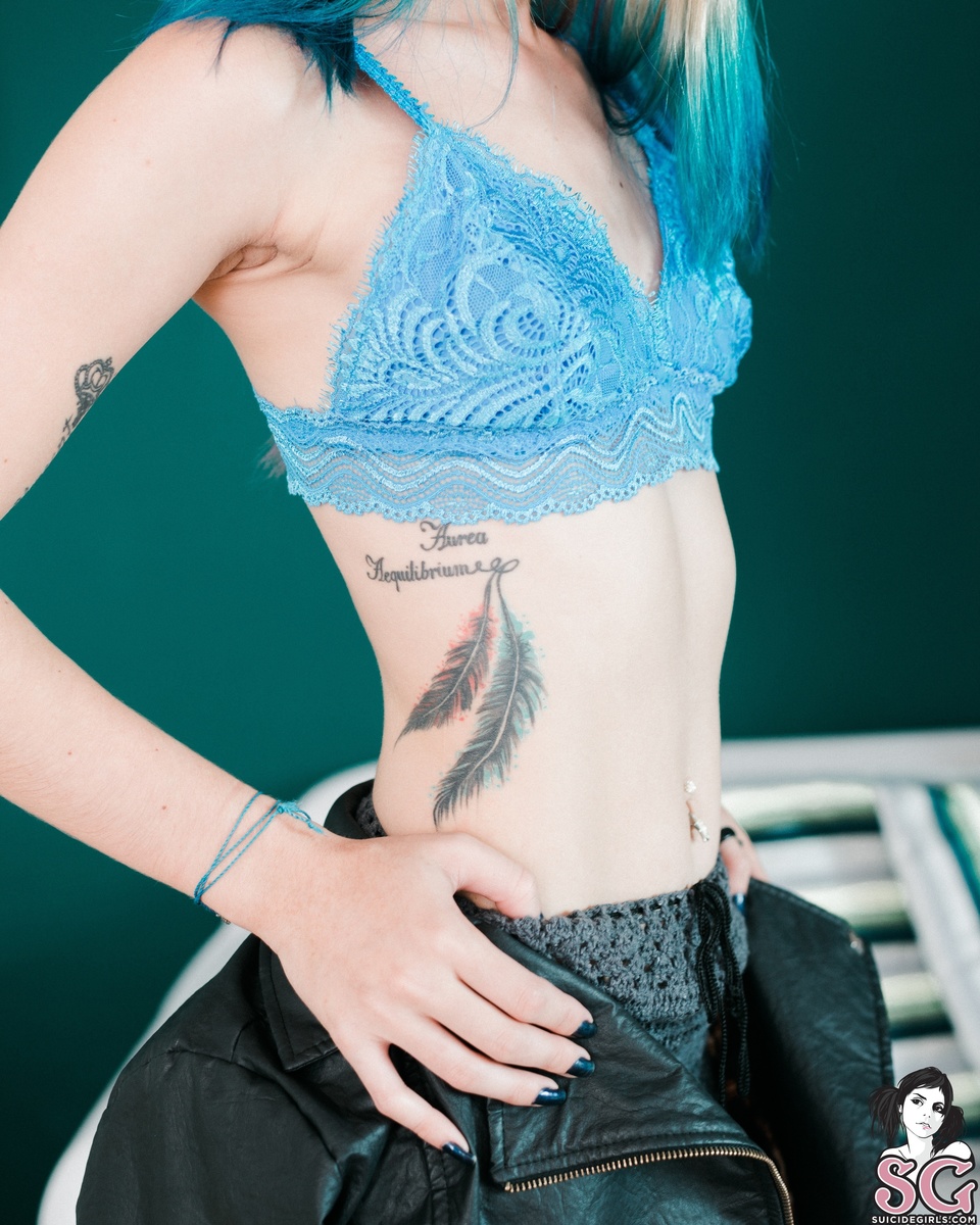 angelish-bluebirdflies-17.jpg